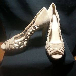 Nine West Taupe Stilleto's